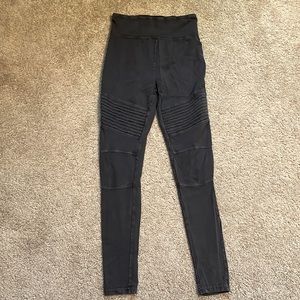 Gray Wash Moro Leggings